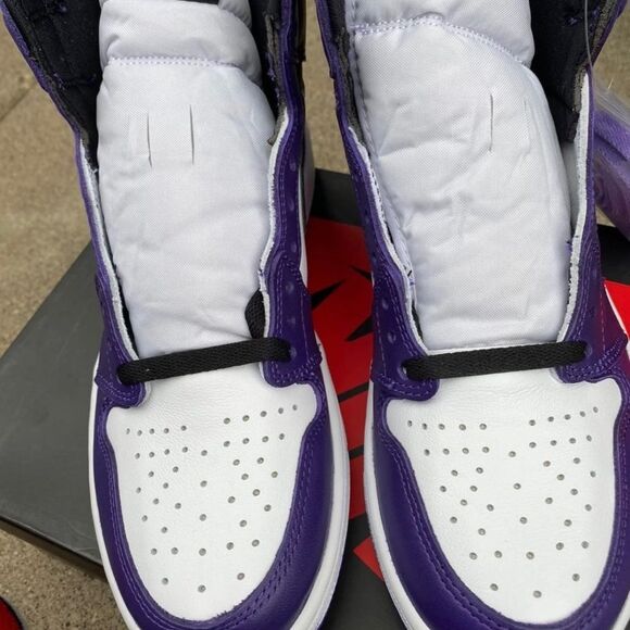 Air Jordan 1 Retro High OG Court Purple Size 8.5 Mens. 555088-500 - Picture 7 of 7